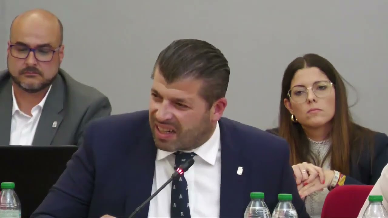 Un concejal del PP nos acusa de indignidad